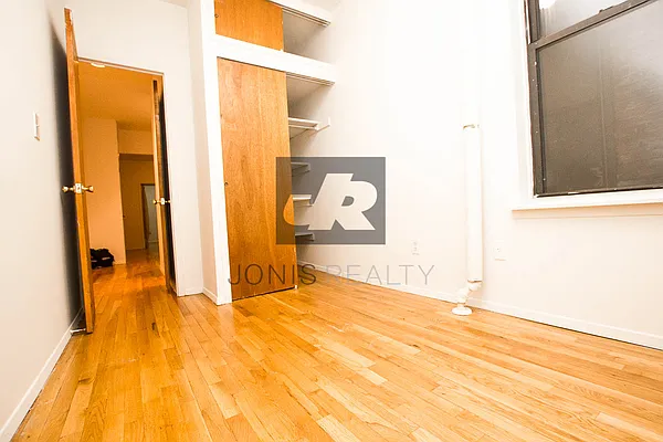 Rented by Jonis Realty | media 39