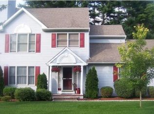 6 Packard Dr, Millville, NJ 08332