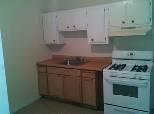 2044 Bridge St, Philadelphia, PA 19124