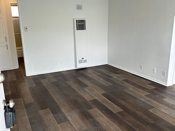 3rd image of 1328 Barry Ave APT 7