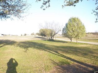 2000 Rock Creek Rd, Crowley, TX 76036