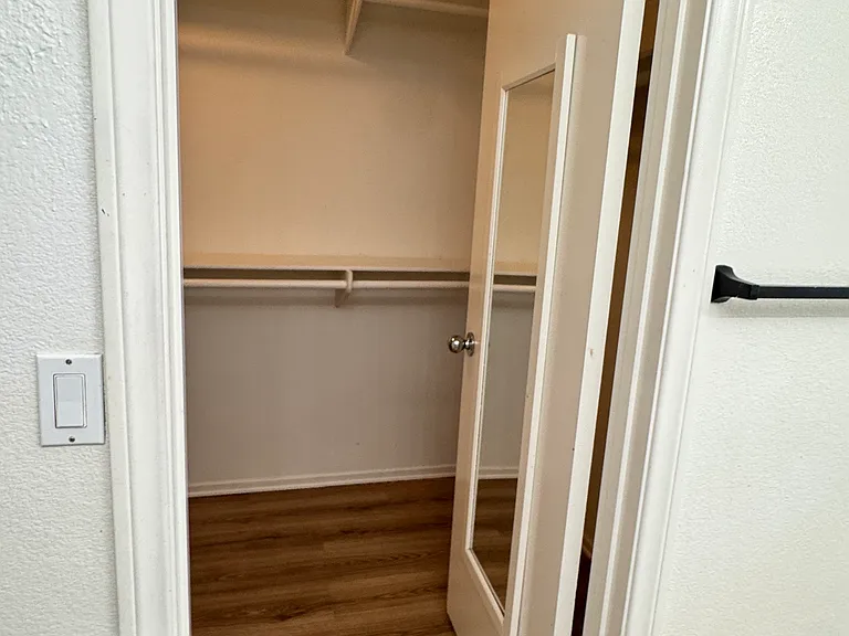 973 Yosemite Dr — Photo 42
