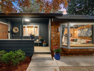 6136 SE Harney St, Portland, OR, 97206