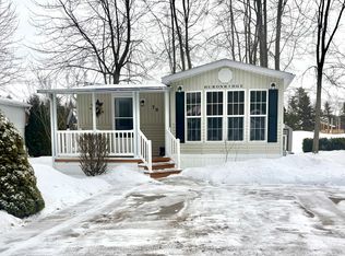 70 Topaz St, Wasaga Beach, ON L9Z1X7