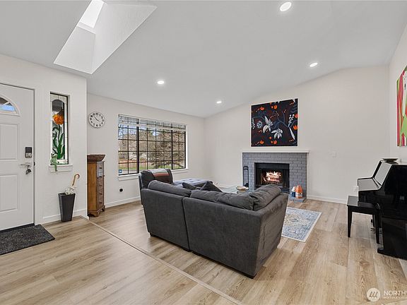 3rd image of 1112 S 23rd Street