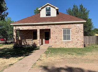 201 High St, Claude, TX 79019