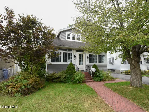 101 Crescent Drive, Albany, NY 12208