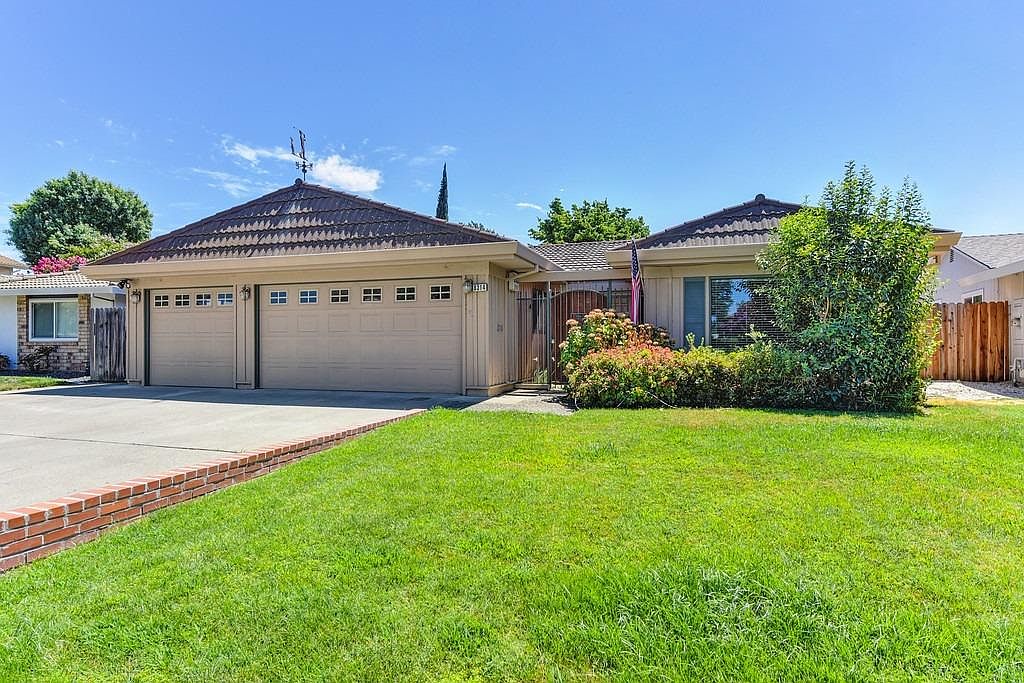 8314 La Riviera Dr, Sacramento, CA 95826 Zillow