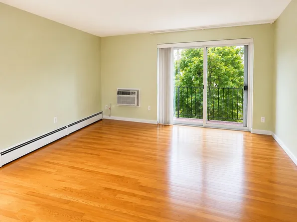 59 Saint Paul St, Brookline, MA
