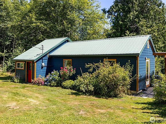3rd image of 1135 Lake Samish Road