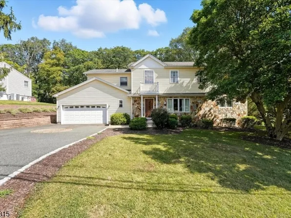 6 Cherry Ln, Randolph Twp., NJ 07869