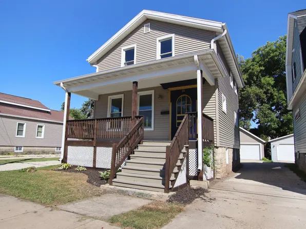 25 N Military Rd, Fond Du Lac, WI 54935