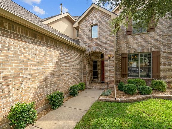 4th image of 2705 Vista Oaks Dr