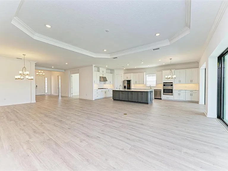 16403 Umbria Pl — Photo 8
