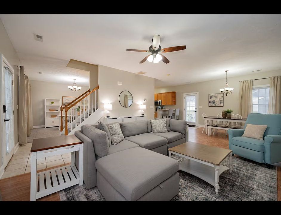 1st image of 102 Wyndpark Cir