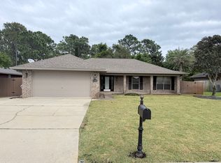 1944 Bay Pine Cir, Gulf Breeze, FL 32563