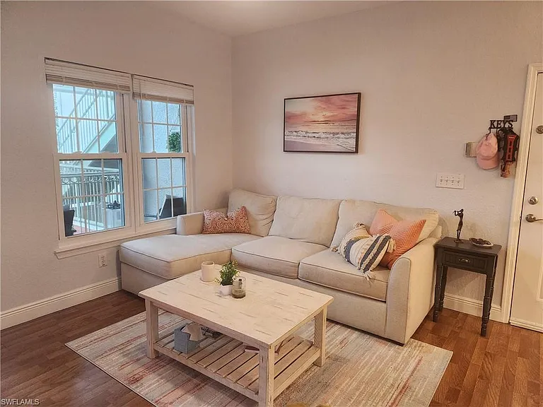 23560 Walden Center Dr #207 — Photo 2