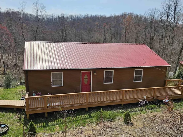 6531 Lake Lane Rd, Heaters, WV 26627