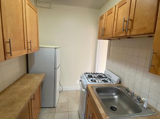 1152A Commonwealth Ave #26, Allston, MA 02134