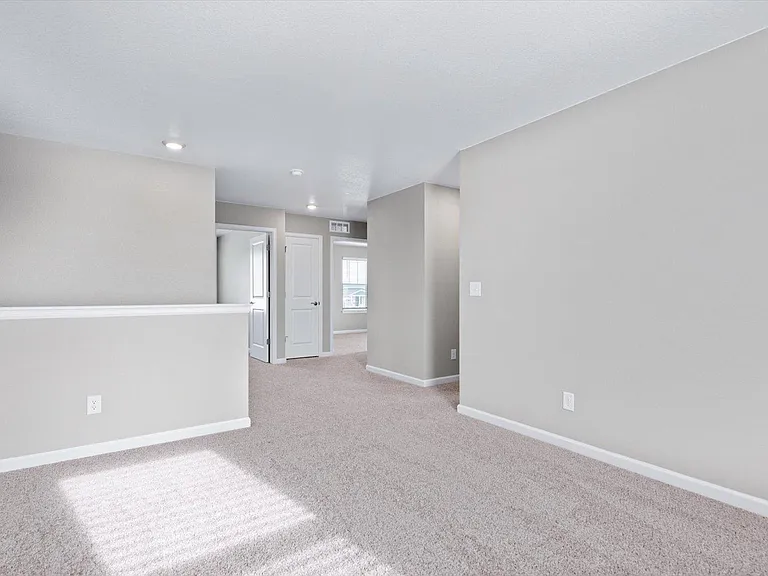 1573 Northcroft Dr — Photo 19