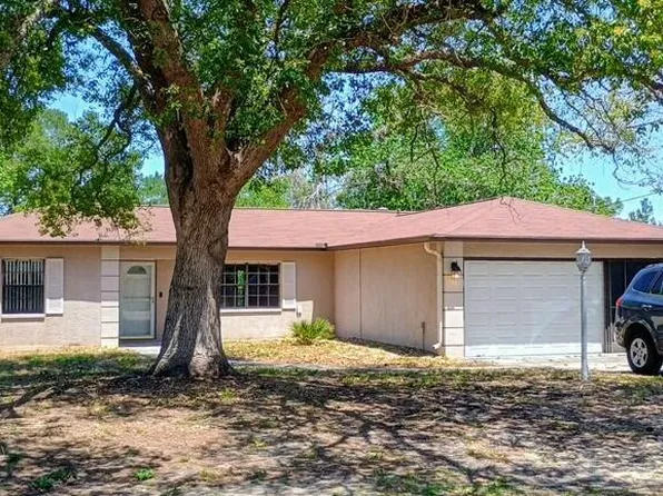 12437 Drayton Dr, Spring Hill, FL 34609