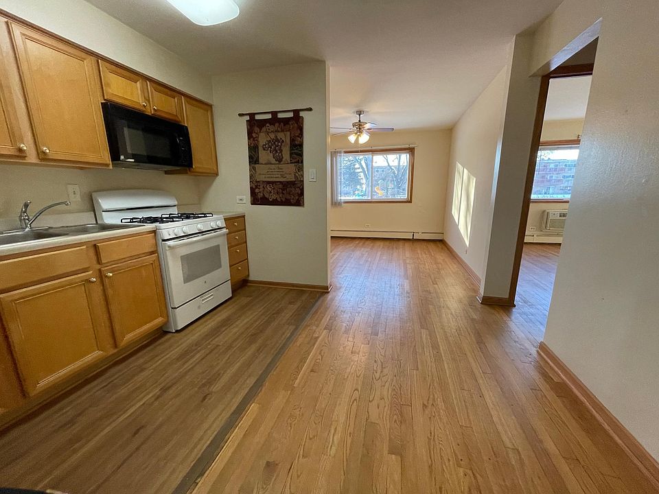 1st image of 748 Dempster St #2A