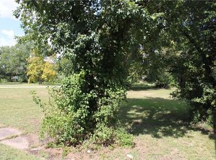 S Highland St, Mulberry, KS 66756