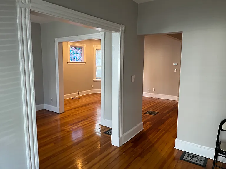 23 Taft St #1 — Photo 9