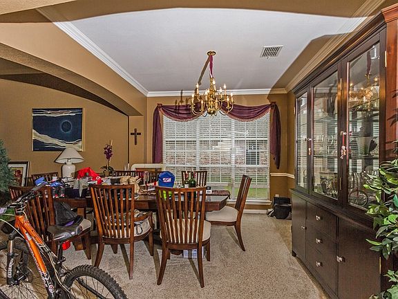 3rd image of 9400 Patagonia Ln