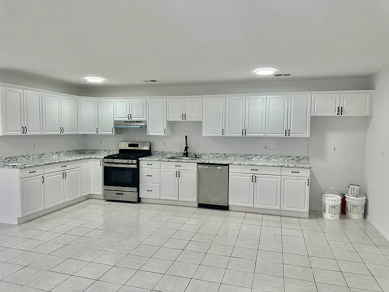 621 Elizabeth Ave #2 — Photo 5
