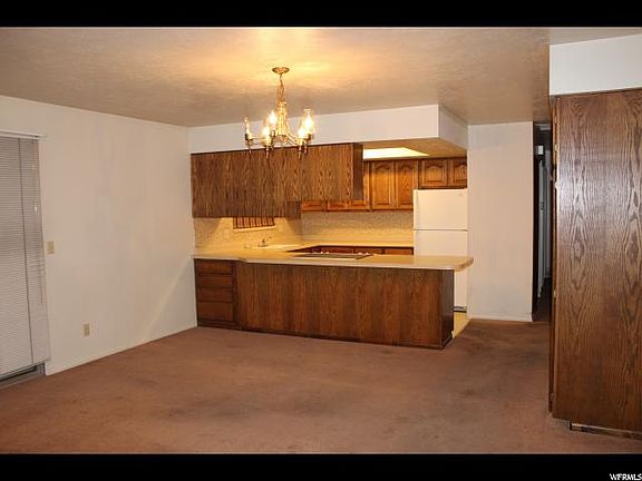 5th image of 916 W Walden Meadows Dr