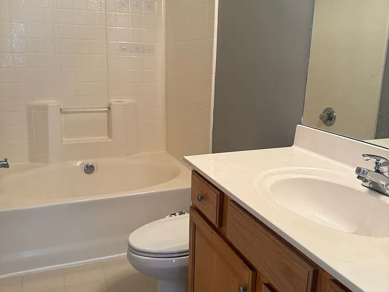 5048 Bartholomews Ln — Photo 13
