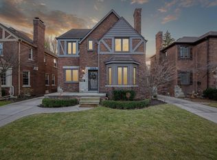 269 Moran Rd, Grosse Pointe Farms, MI 48236