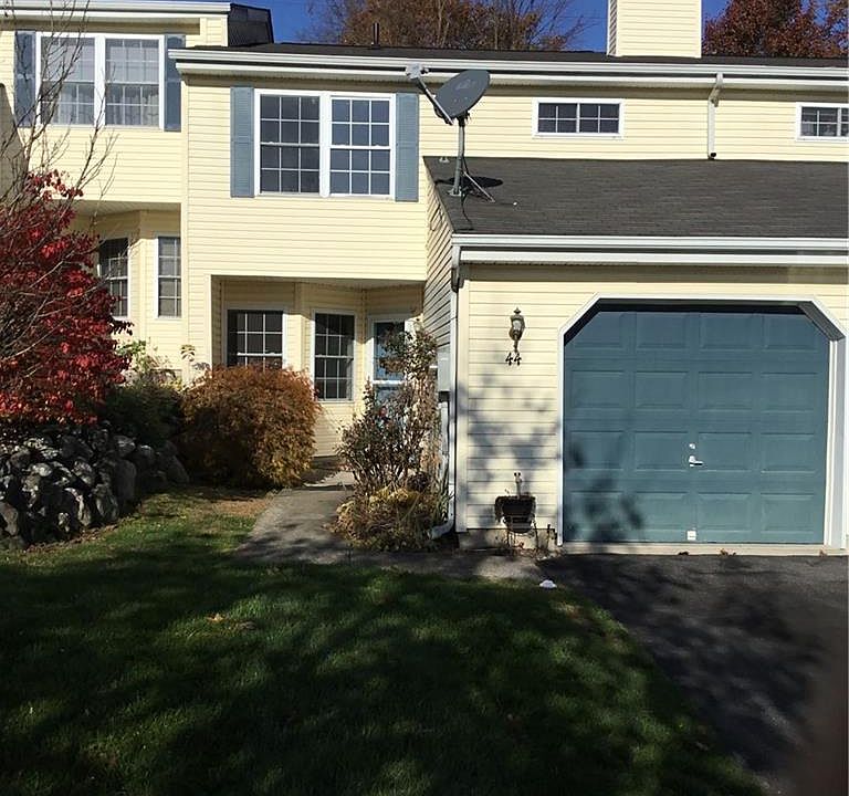 1st image of 44 Pond Hill Ln