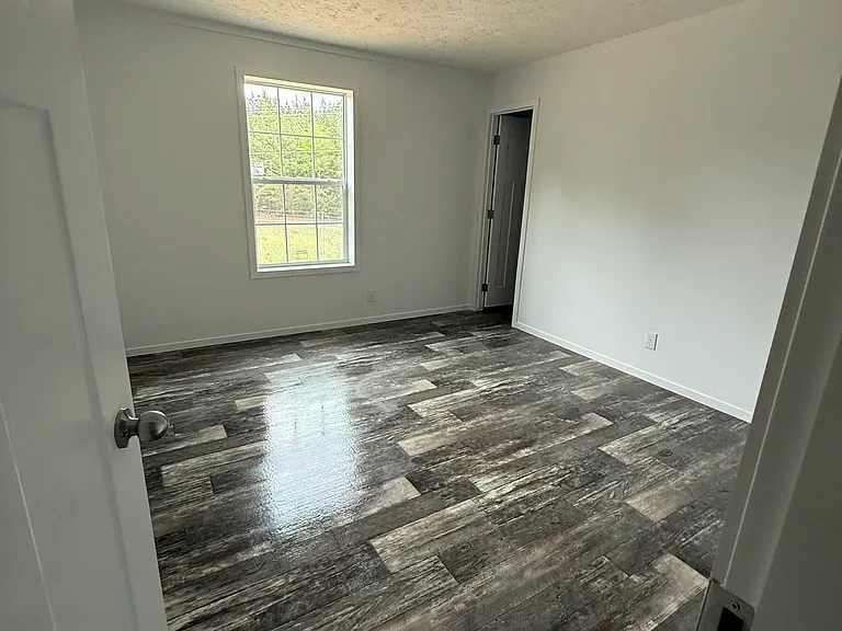 11760 Highway 52 — Photo 15