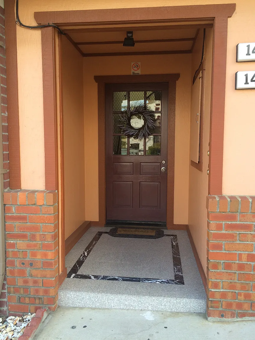148 2nd Ave photo 1
