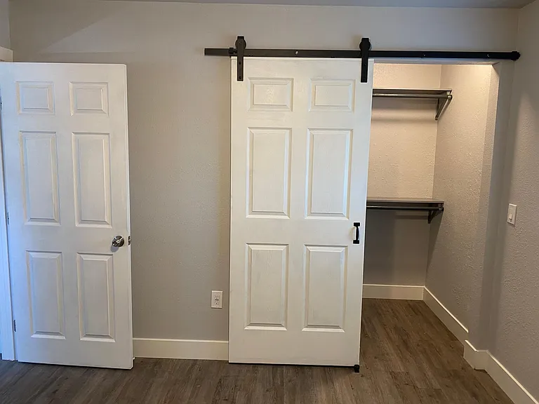 6370 Cleo St — Photo 11