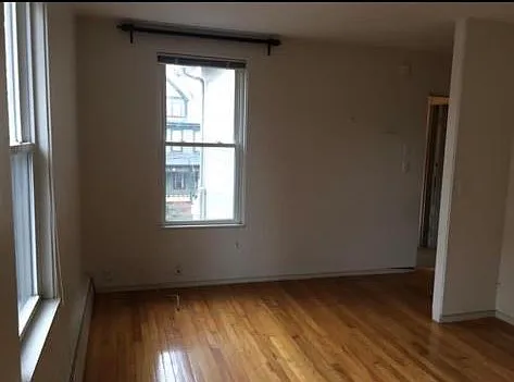 27 Garfield St #2R — Photo 10