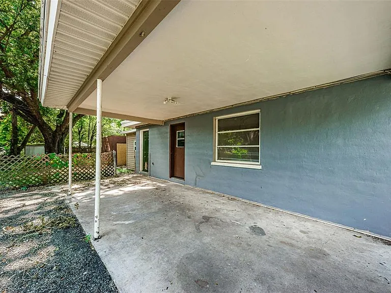 705 3rd Ave NE #C — Photo 8