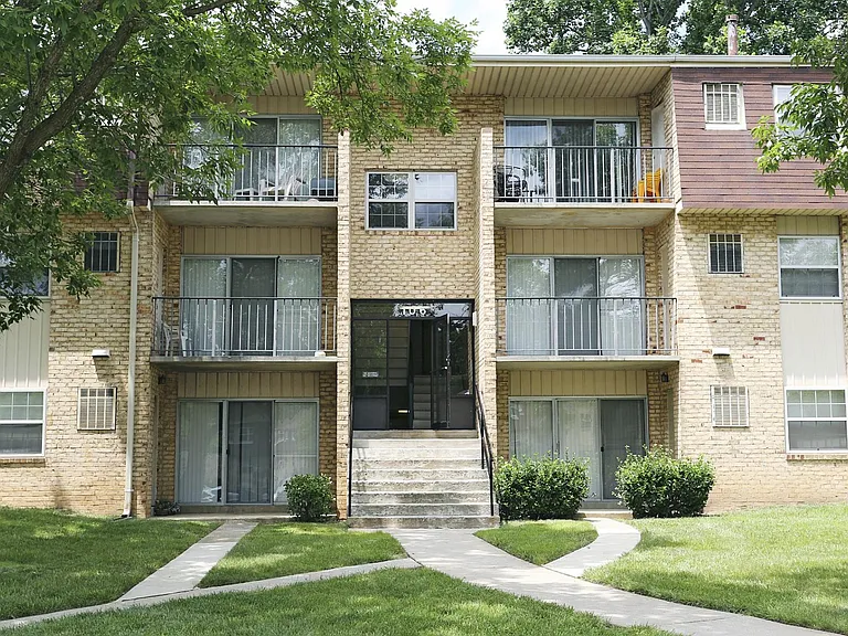 Village of Pine Run Apartments & Townhomes* — Photo 2