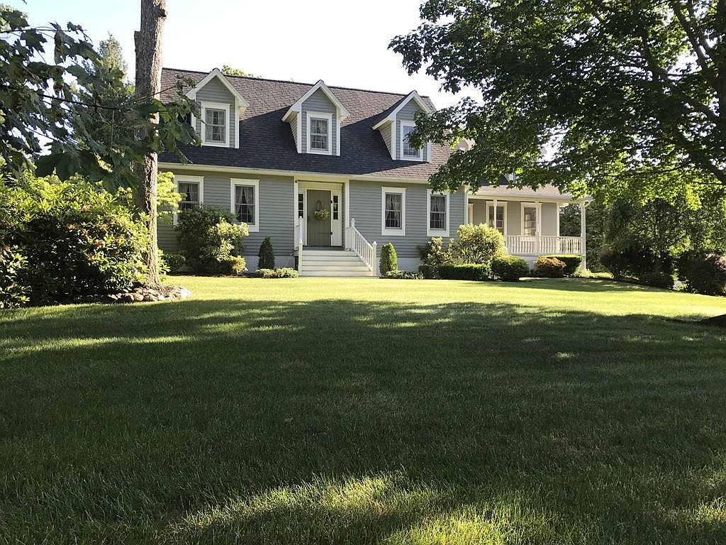 131 Bligh St, Tewksbury, MA 01876 Zillow