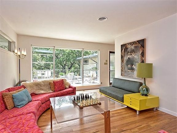 5th image of 2808 Pickwick Ln