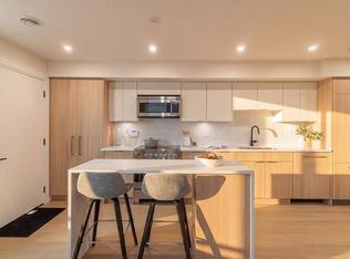 1937 Templeton Dr #1, Vancouver, BC V5N 0C2
