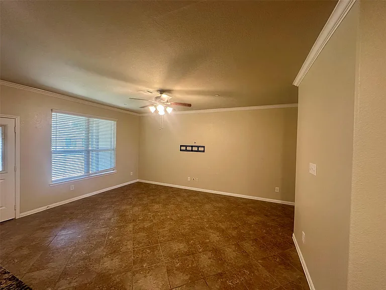 15518 Marina Dr — Photo 6