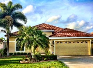6854 Wagon Wheel Cir, Sarasota, FL 34243