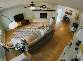 1706 SE 18th St, Bentonville, AR 72712