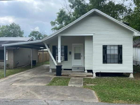 806 E Vermilion St, Abbeville, LA 70510