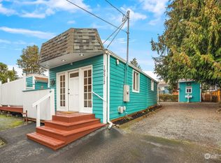 19512 15th Ave NW, Shoreline, WA 98177