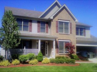 6420 Pincherry Way, Lake View, NY 14085