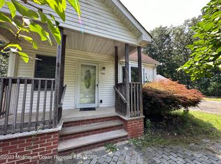 537 Bennetts Mills Rd, Jackson, NJ 08527